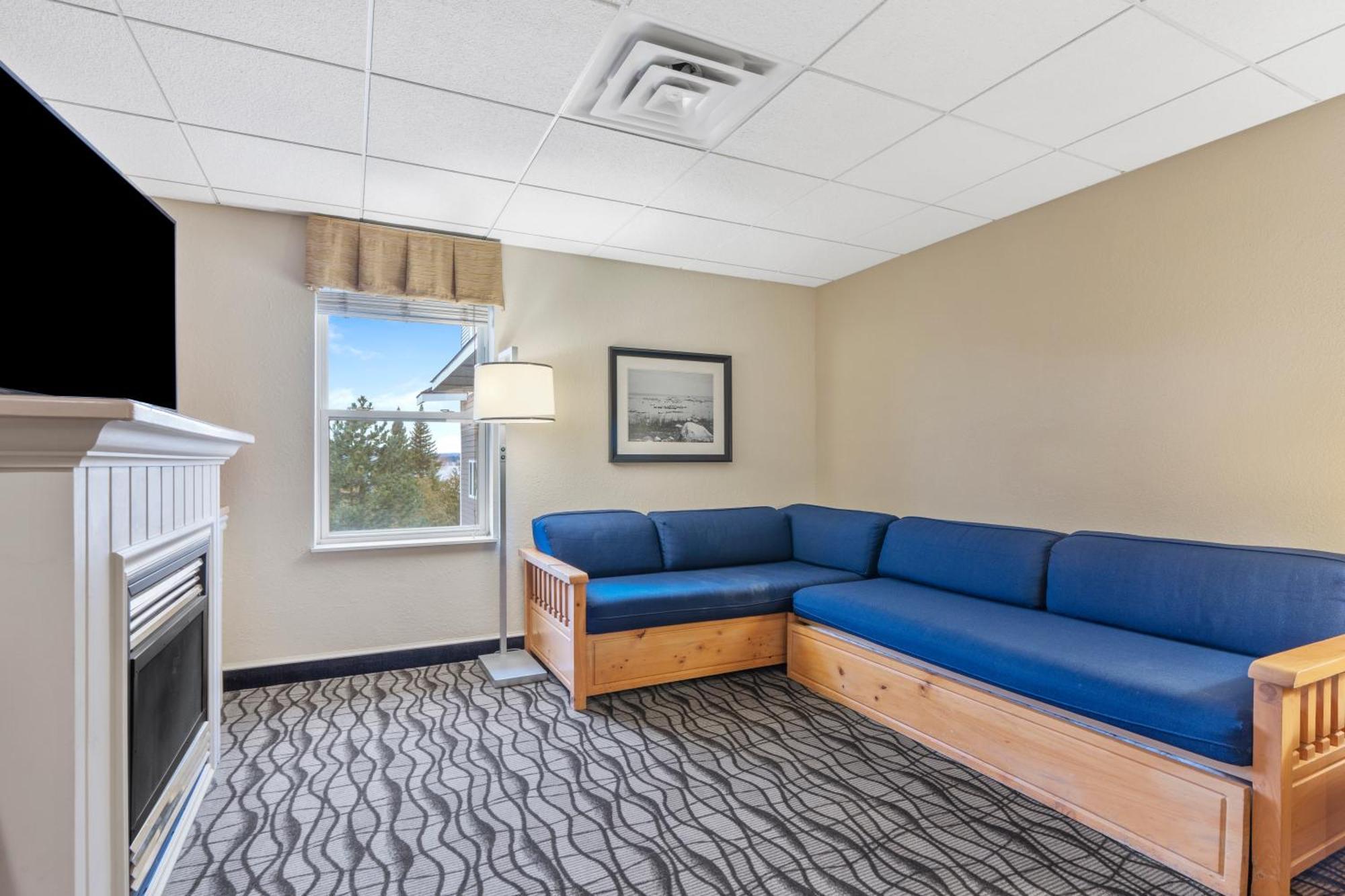 Cherry Tree Inn & Suites Traverse City Exteriér fotografie
